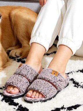 Women's Orthopedic Slippers with arch support - NWT - 8